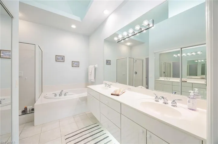 14515 Grey Fox Run 110, Naples, Florida 34110
