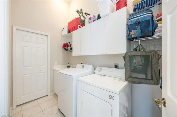 14515 Grey Fox Run 110, Naples, Florida 34110