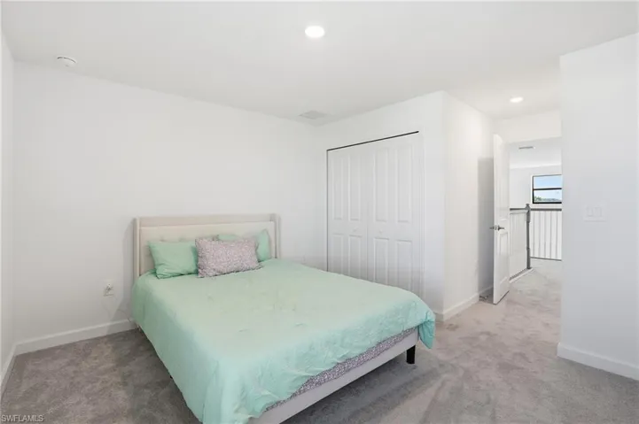 18707  Ivywood  PL, Estero, FL 33928