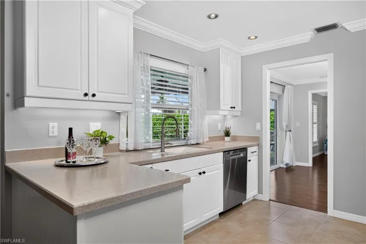 5573 Amoroso Dr, Fort Myers, Florida 33919