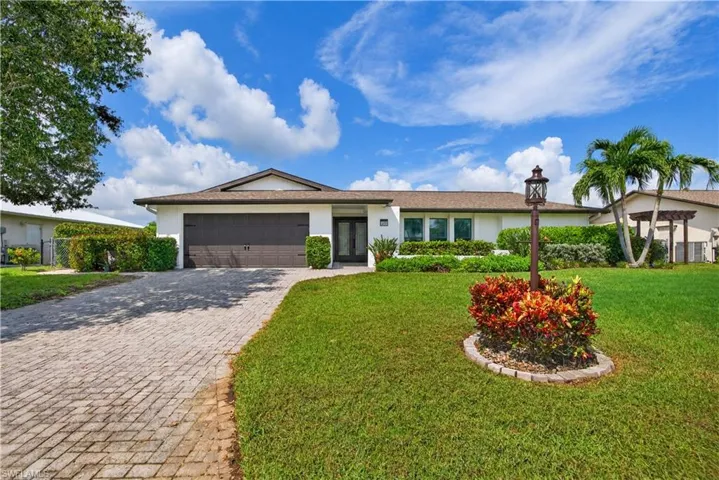 5573 Amoroso Dr, Fort Myers, Florida 33919