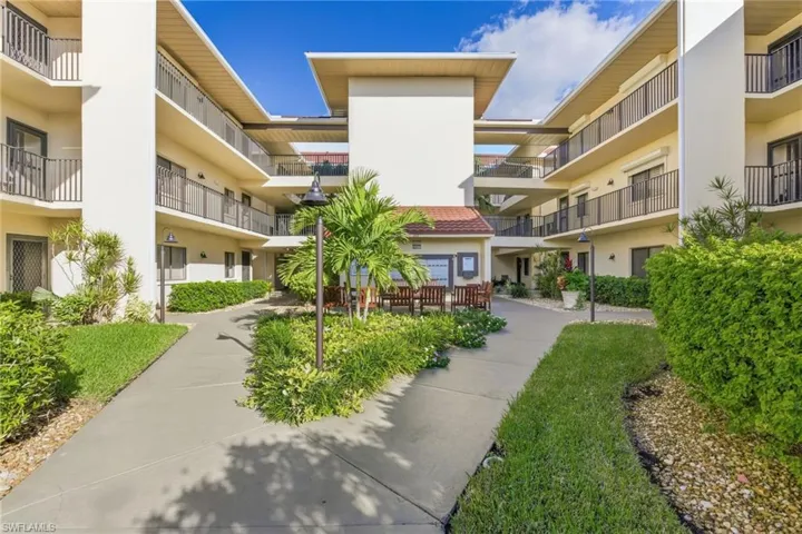 11250 Caravel Cir 306, Fort Myers, Florida 33908