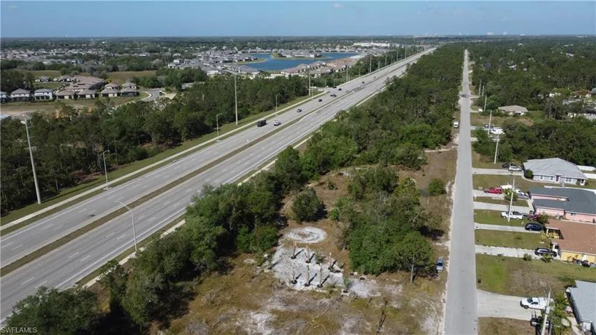 Birds eye view of property