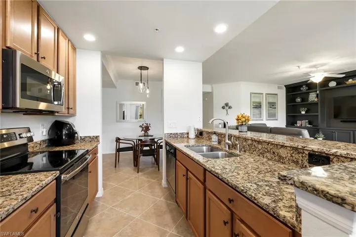 28031  Bridgetown  CT, Bonita Springs, FL 34135
