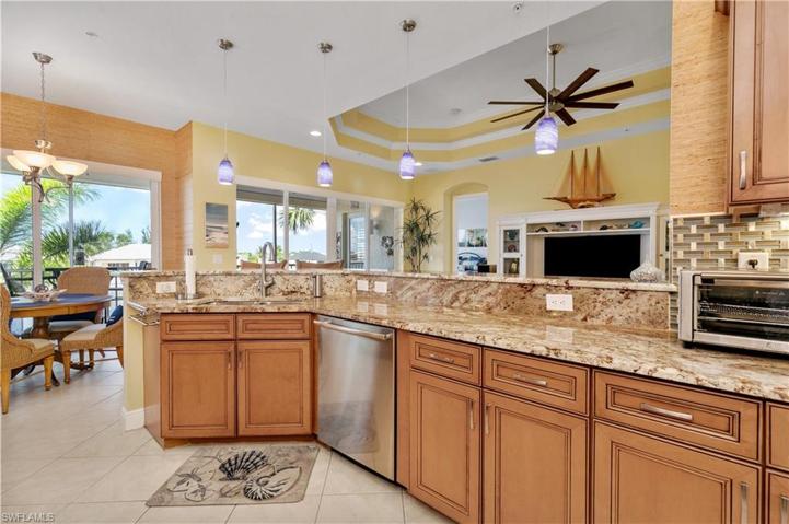198 Shadroe Cove CIR # 503, CAPE CORAL FL 33991