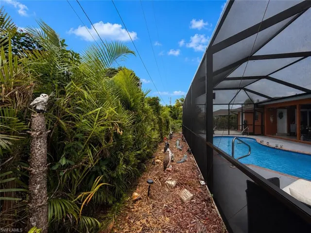 1631 Se 20th St, Cape Coral, Florida 33990