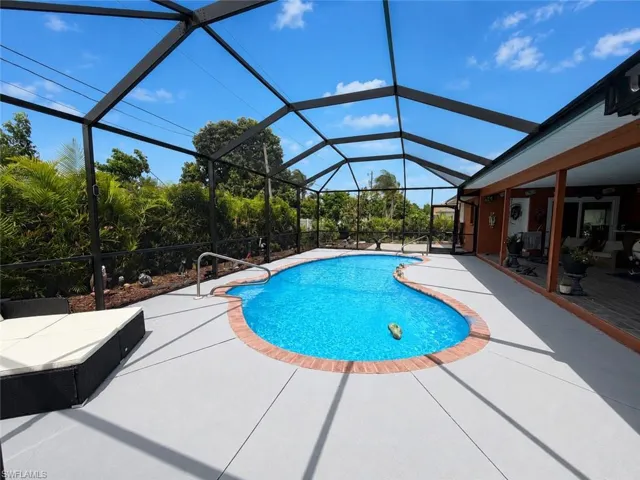 1631 Se 20th St, Cape Coral, Florida 33990
