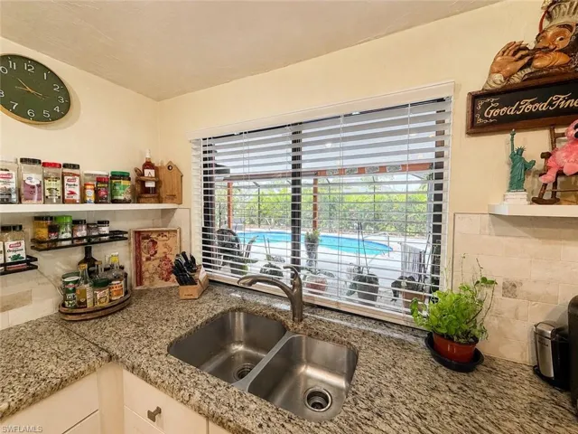1631 Se 20th St, Cape Coral, Florida 33990