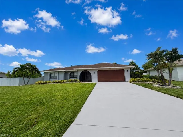 1631 Se 20th St, Cape Coral, Florida 33990