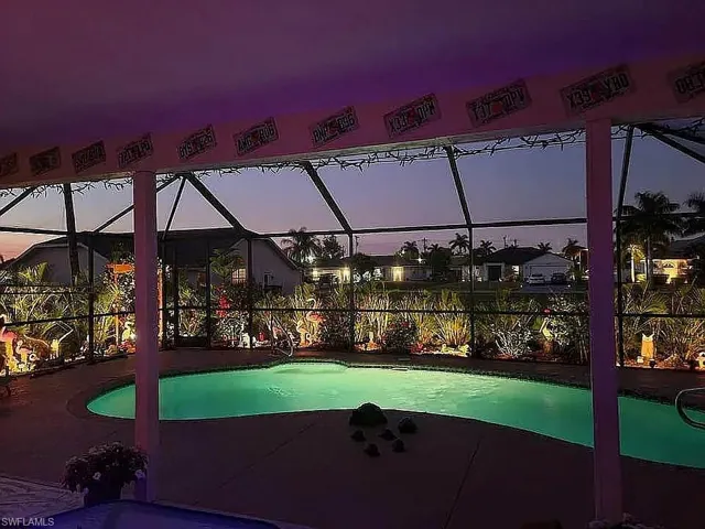 1631 Se 20th St, Cape Coral, Florida 33990