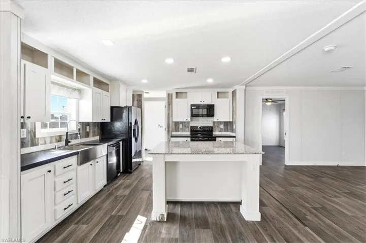 14712 Nantucket Rd, North Fort Myers, Florida 33917