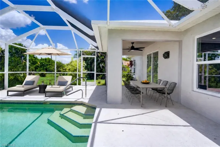 921 47th Ave Ne, Naples, Florida 34120