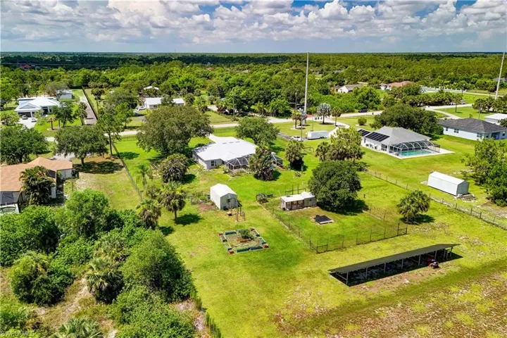 921 47th Ave Ne, Naples, Florida 34120