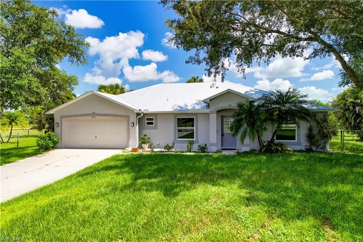 921 47th Ave Ne, Naples, Florida 34120