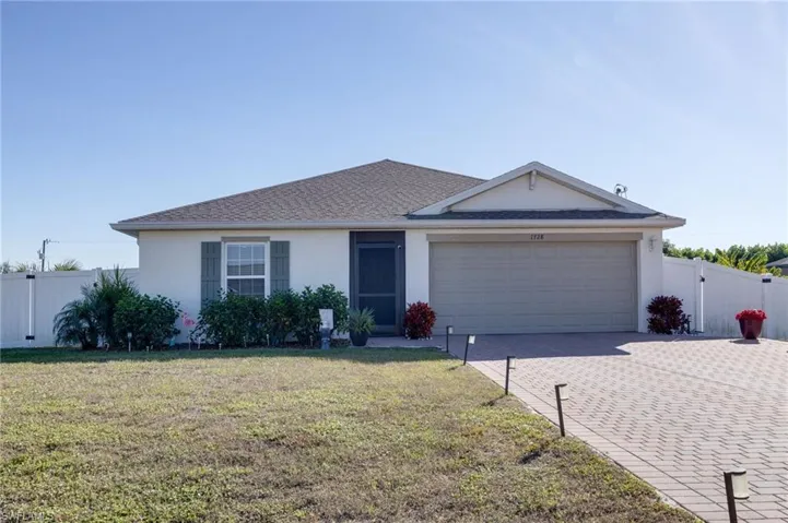 1728 S Gator Cir