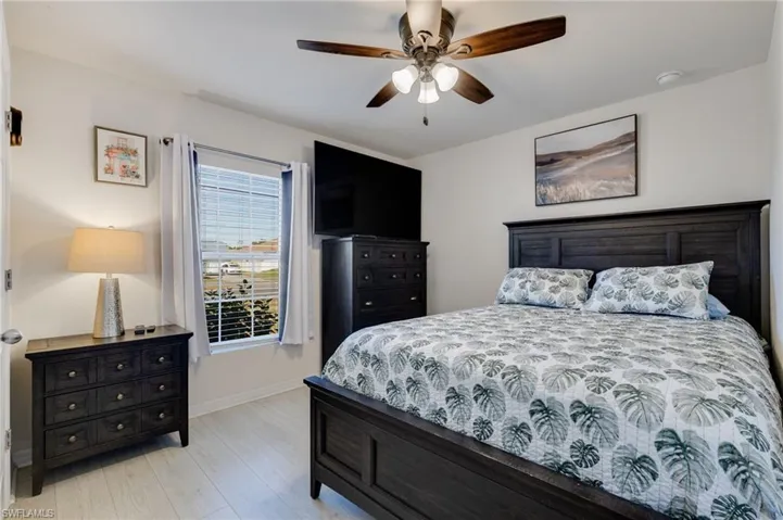 Guest Bedroom #1