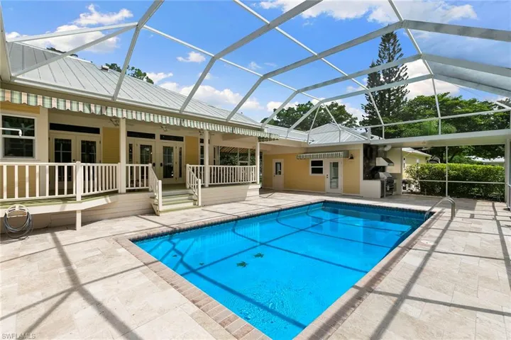 6460 Hidden Oaks Ln, Naples, Florida 34119