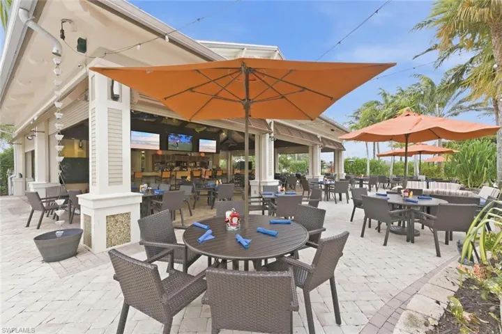 9386 Pocida Ct 204, Naples, Florida 34119