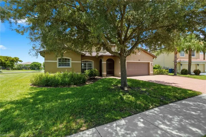 12445 Muddy Creek Ln, Fort Myers, Florida 33913