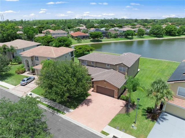 12445 Muddy Creek Ln, Fort Myers, Florida 33913