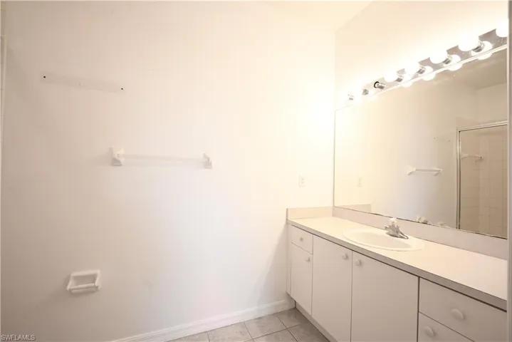 15449 Bellamar Cir 1221, Fort Myers, Florida 33908