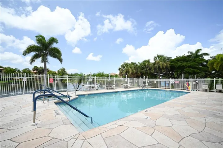 15449 Bellamar Cir 1221, Fort Myers, Florida 33908
