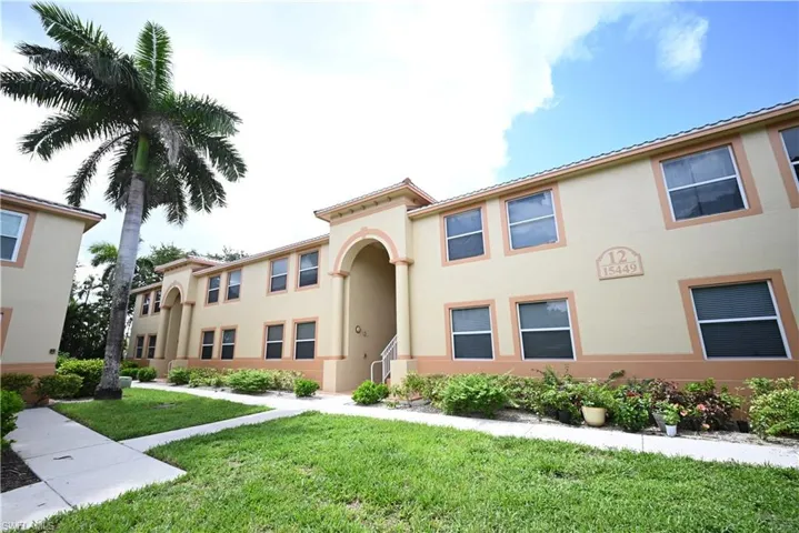 15449 Bellamar Cir 1221, Fort Myers, Florida 33908