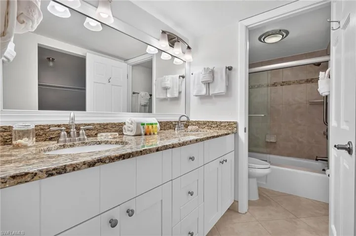 1246 Fulgur St 110, Sanibel, Florida 33957