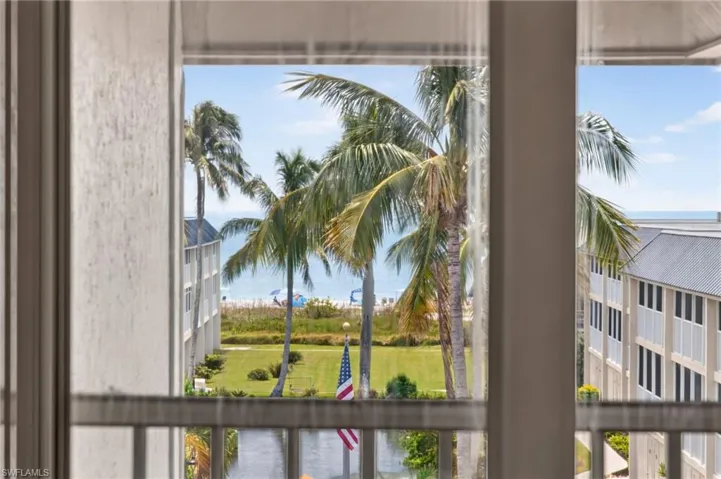 1246 Fulgur St 110, Sanibel, Florida 33957