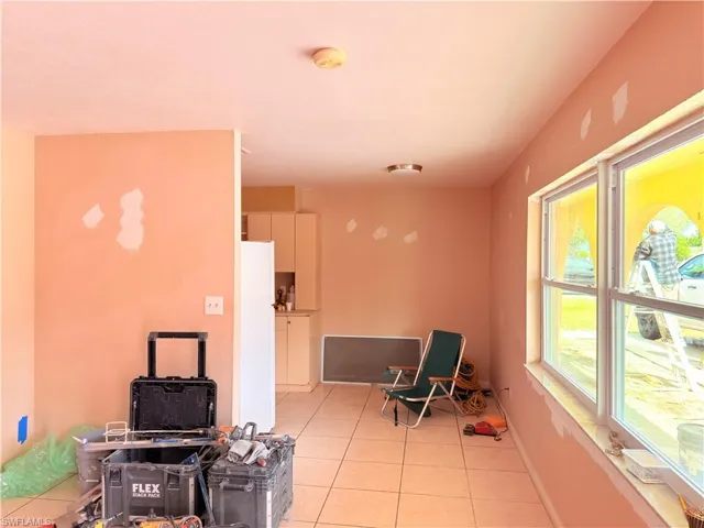 2241  SUNSHINE  BLVD, Naples, FL 34116