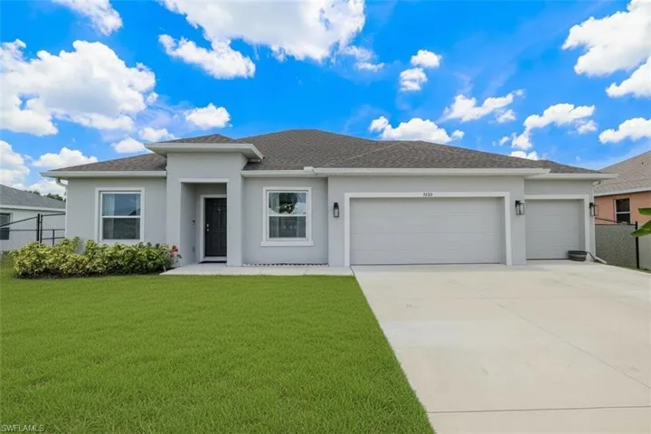 3083 Nw 4th Pl, Cape Coral, Florida 33993