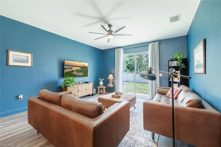 3083 Nw 4th Pl, Cape Coral, Florida 33993
