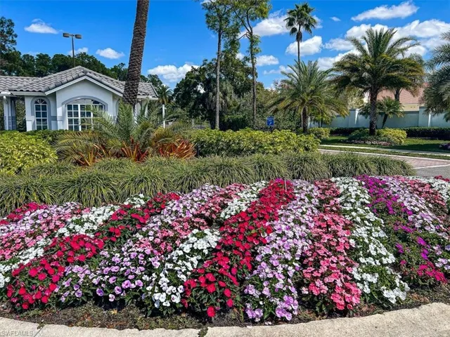 Beautiful lush Landscaping throughout the community