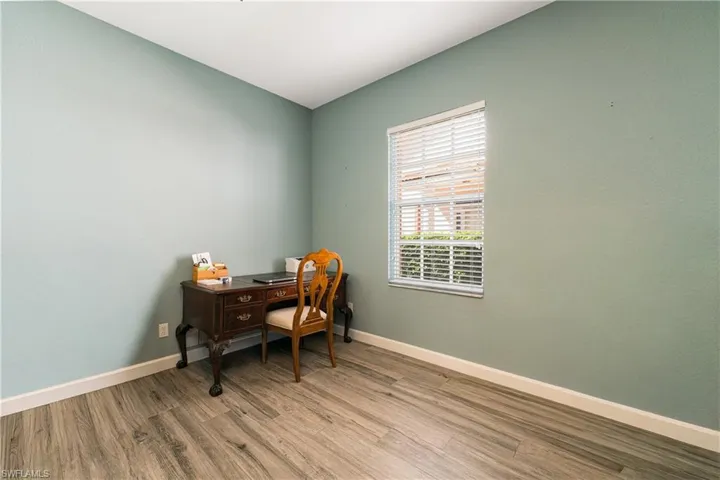 3rd bedroom or flex room for home office or den.