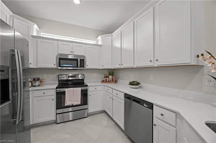 18795 Copperhead Ct N, Lehigh Acres, Florida 33936