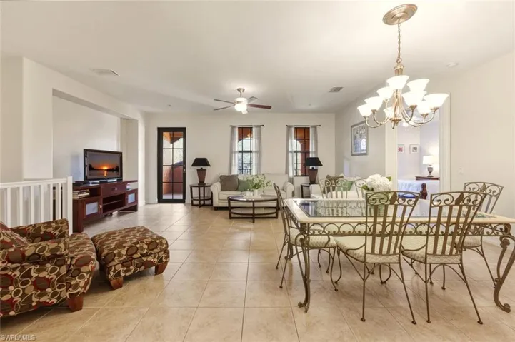 9144 Delano St 9504, Naples, Florida 34113