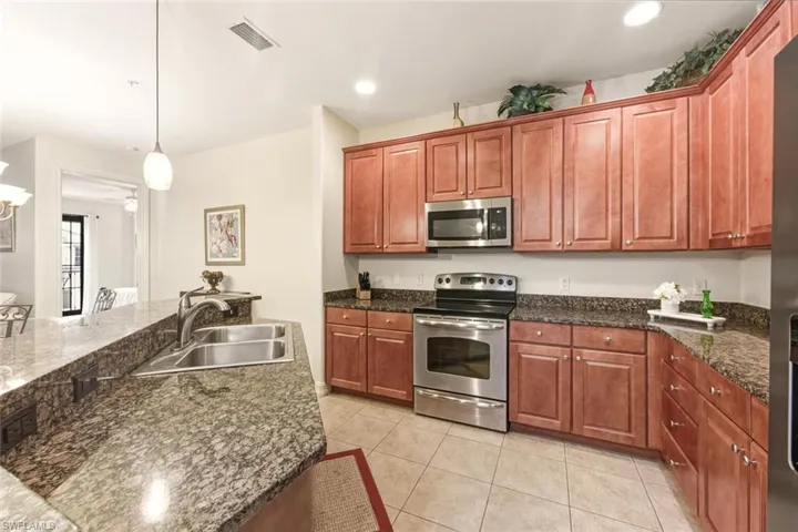 9144 Delano St 9504, Naples, Florida 34113