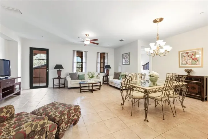 9144 Delano St 9504, Naples, Florida 34113