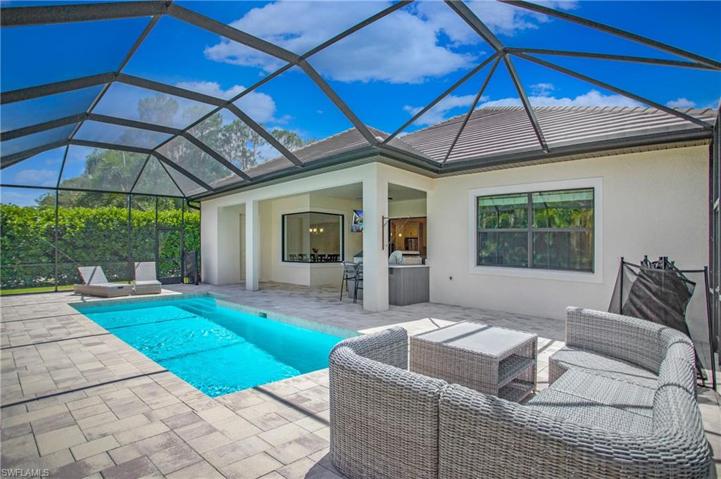 3045 Mandalay CT, NAPLES FL 34105