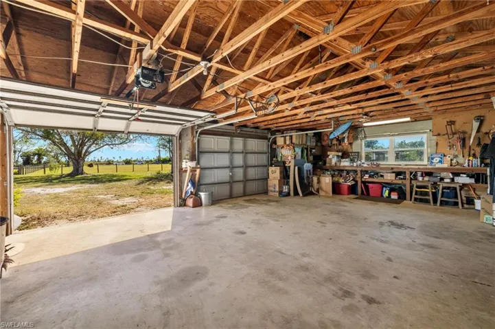 2222 Se Mcclelland Dr, Arcadia, Florida 34266