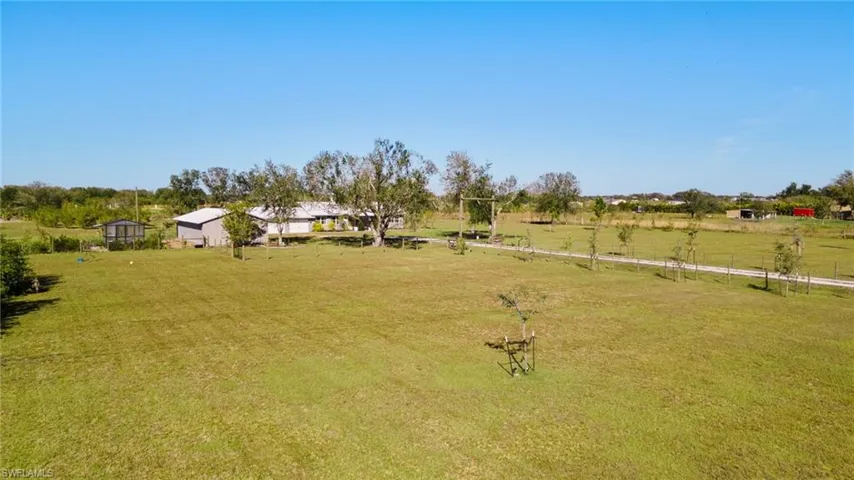 2222 Se Mcclelland Dr, Arcadia, Florida 34266
