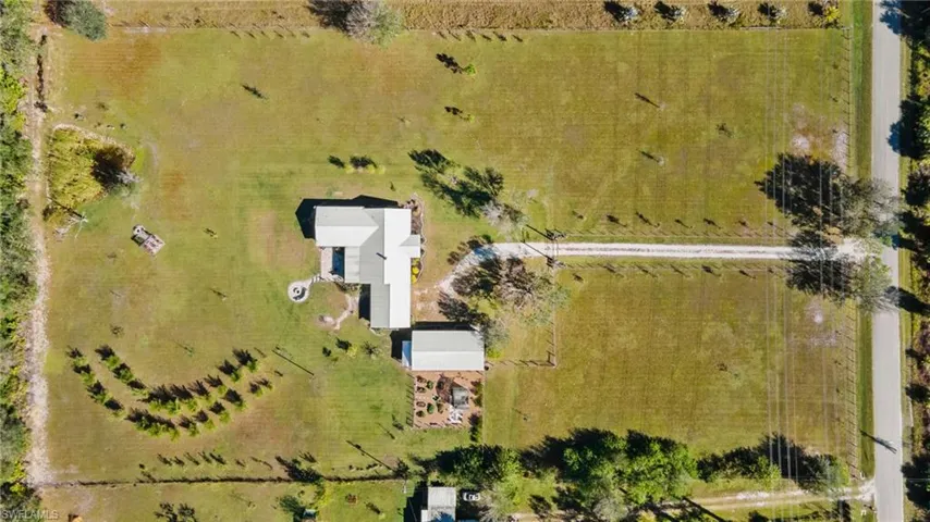 2222 Se Mcclelland Dr, Arcadia, Florida 34266