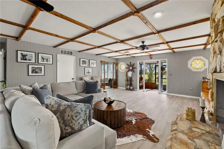 2222 Se Mcclelland Dr, Arcadia, Florida 34266