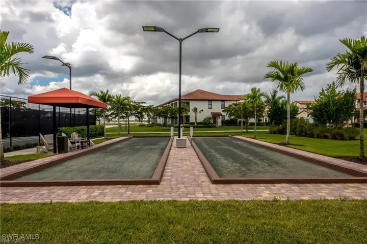 Bocce ball