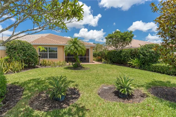 8424  Borboni  CT, Naples, FL 34114