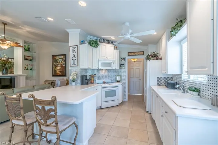 8424  Borboni  CT, Naples, FL 34114