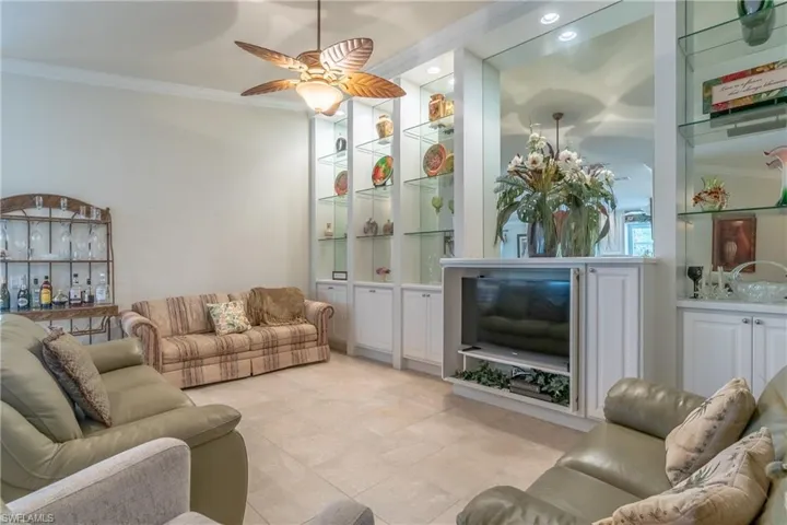 8424  Borboni  CT, Naples, FL 34114
