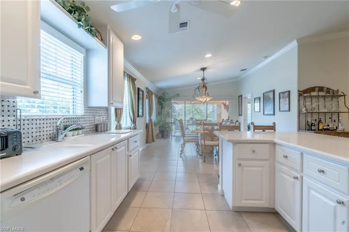 8424  Borboni  CT, Naples, FL 34114