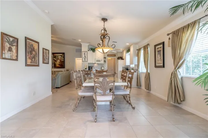8424  Borboni  CT, Naples, FL 34114