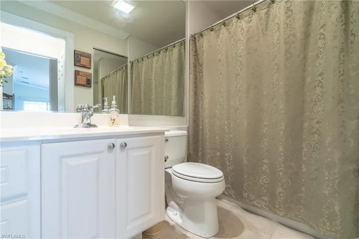 8424  Borboni  CT, Naples, FL 34114